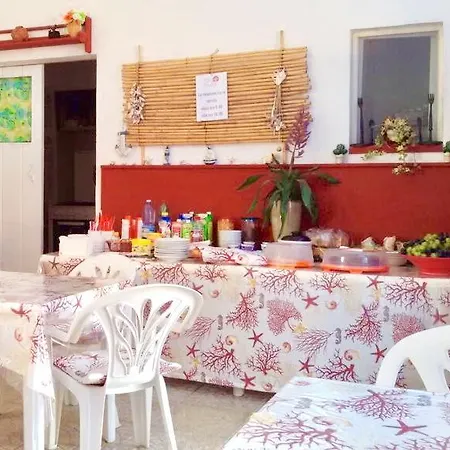 Elisa Oda ve Kahvaltı