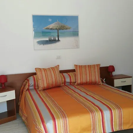 Elisa Bed and breakfast 3*